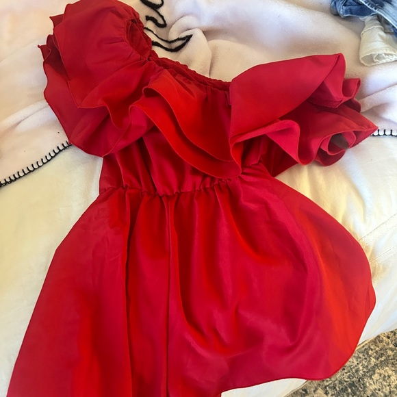 RED ROMPER - Picture 3 of 3